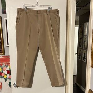 Dockers Men's Tan Pants. Classic fit. Flat front
